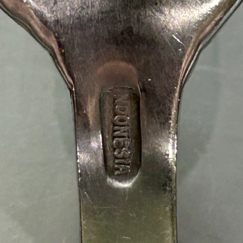 Oneida Baltimore 27 Piece Set 18/10 Stainless Steel **See Description For Counts